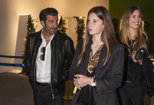 Con sus padres, Luis Figo y Helen Swedin