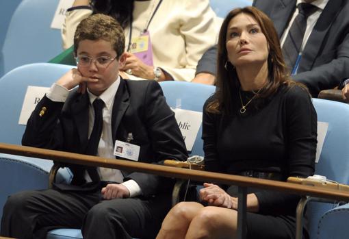 Louis y Carla Bruni en Naciones Unidas, en