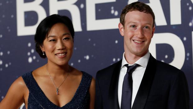 El sencillo invento de Mark Zuckerberg para ayudar a dormir a su mujer