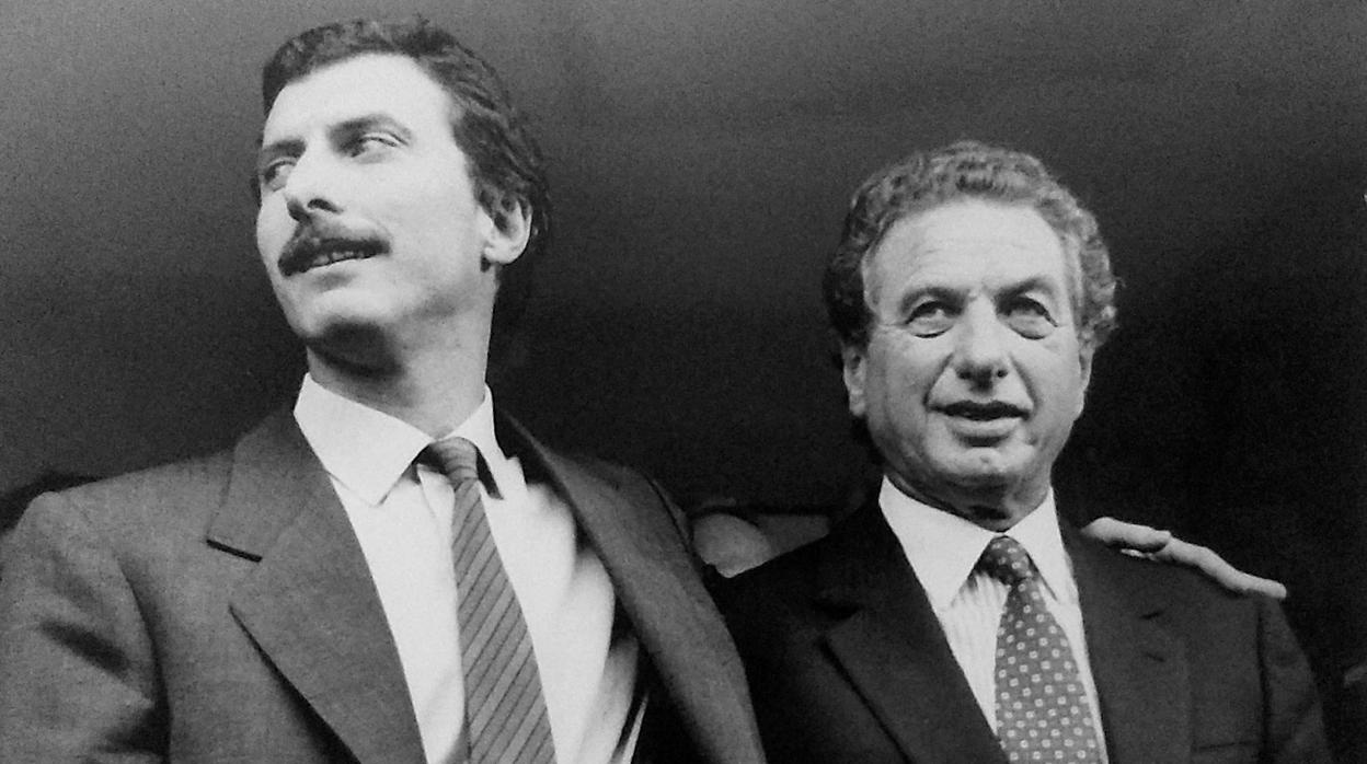 Franco Macri junto a su hijo, Mauricio Macri, en 1991