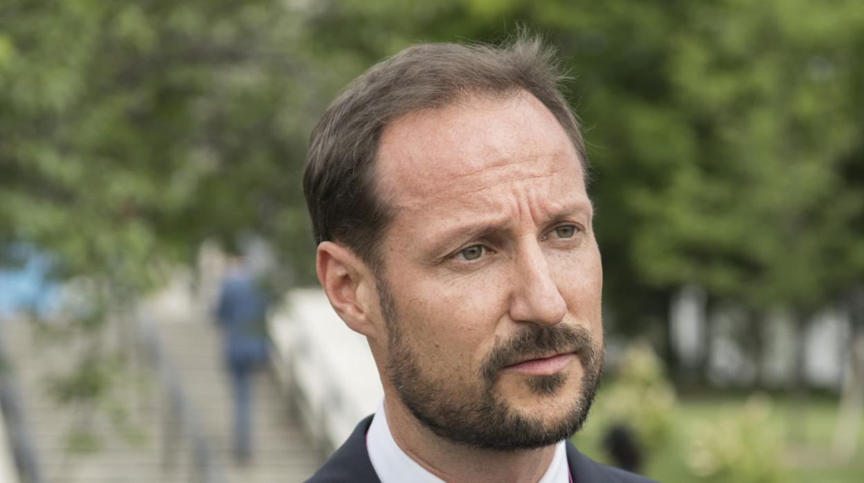 Haakon de Noruega se pronuncia sobre el novio chamán de su hermana