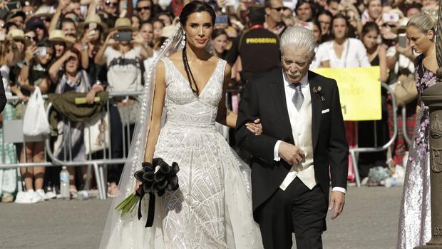 Todo sobre el primer vestido de novia de Pilar Rubio