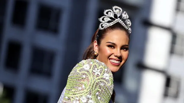 Miss Universo podría renunciar a su corona después de que le llamasen «gorda»