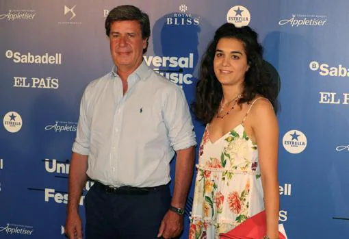 Cayetano Martínez de Irujo (56 años) y Bárbara Mirjan Aliende (24) empezaron a salir en 2016, tras conocerse en una fiesta en Marbella