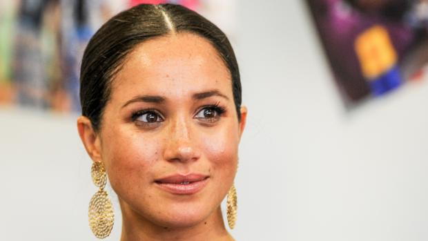 Meghan Markle aprovecha su gira por África para limpiar su imagen