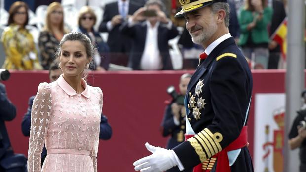 Así es el vestido más romántico de la Reina Letizia