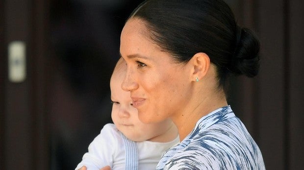 Las parlamentarias británicas se unen en defensa de Meghan