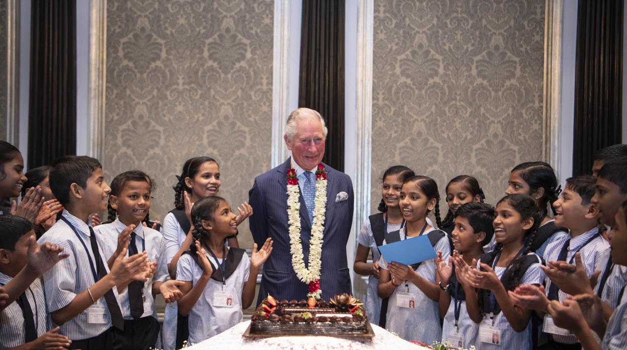 El Príncipe Carlos, durante la celebración de su cumpleaños en la India