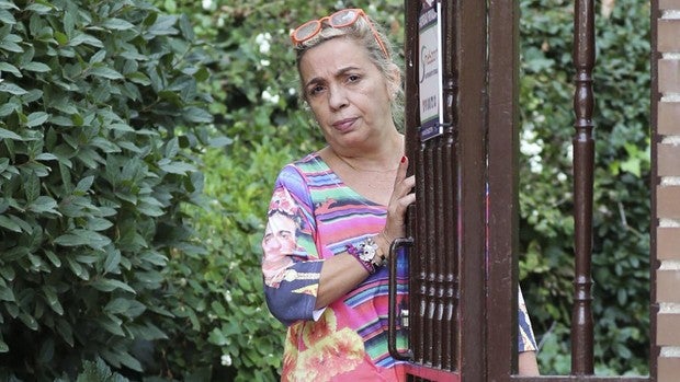 Acusan a Carmen Borrego de vender toda su vida: «Se enteran antes las revistas que la Policía»