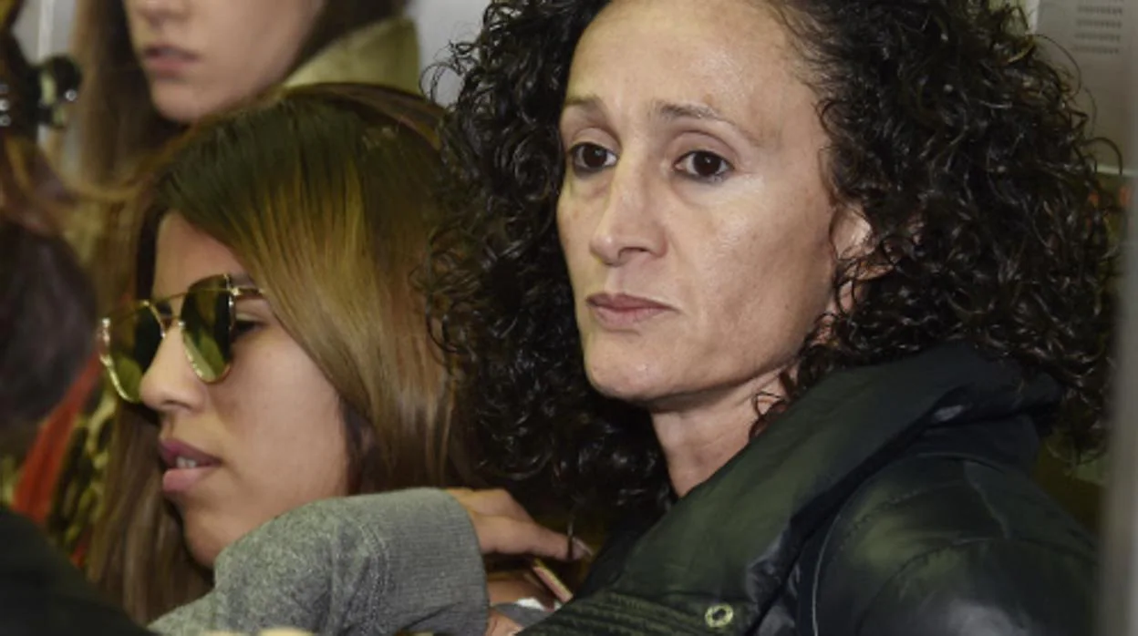 Dulce Delapiedra ridiculiza a Isabel Pantoja tras su radical cambio de imagen