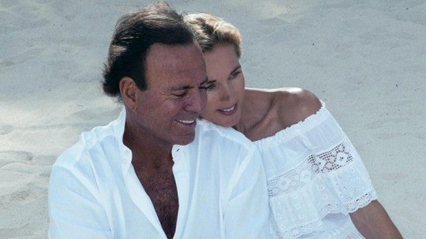 Julio Iglesias y Miranda, 30 años de una relación por la que nadie apostaba