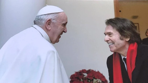 Raphael se reúne con el Papa e inaugura un proyecto solidario para los «sin  techo» en Roma