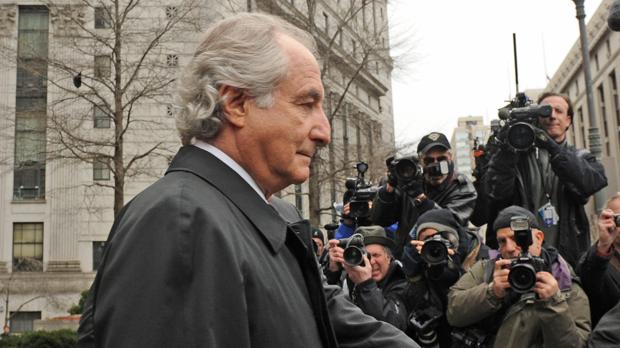 Bernie Madoff pide clemencia para morir fuera de la cárcel