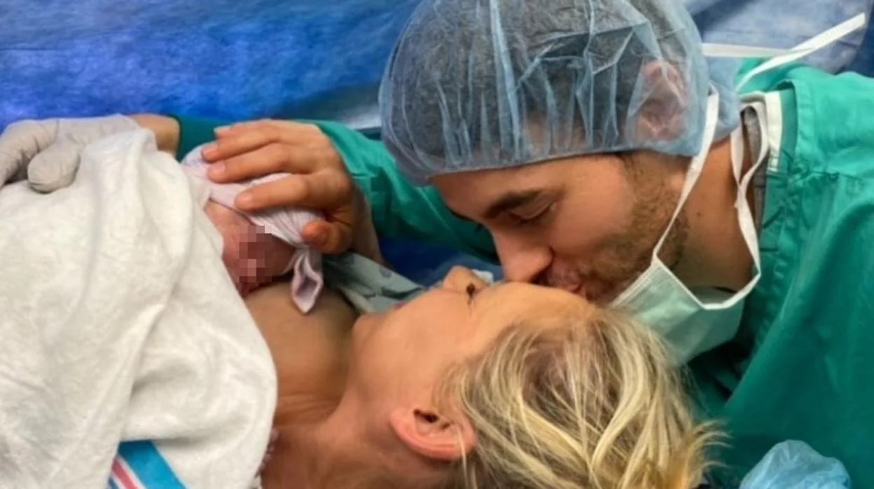 Enrique Iglesias comparte la primera imagen de su hija recién nacida
