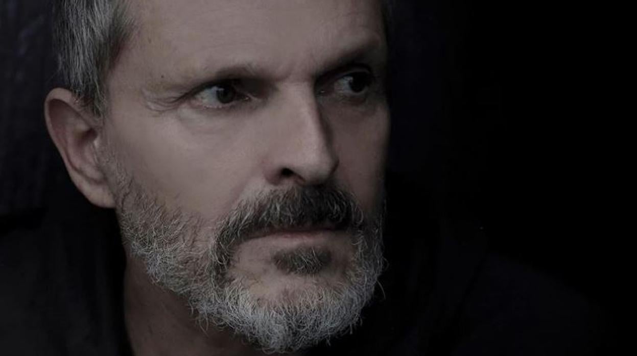 Miguel Bosé se sincera sobre su situación sentimental y pide la opinión de sus fans