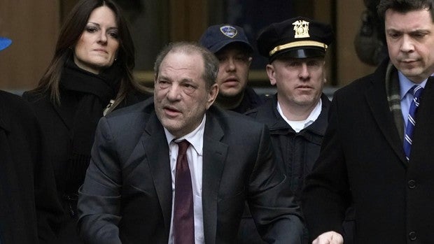 Weinstein, trasladado a un hospital por palpitaciones cardiacas tras el veredicto