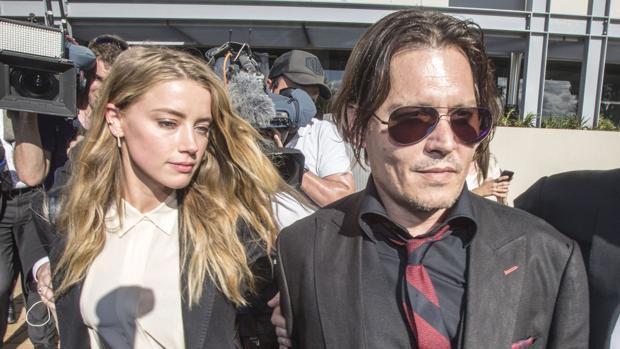 Los brutales mensajes de Johnny Depp sobre Amber Heard: «Ahoguémosla antes de quemarla»