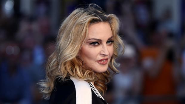 Madonna revela que tiene anticuerpos y que dará una vuelta en coche para «respirar aire con Covid-19»