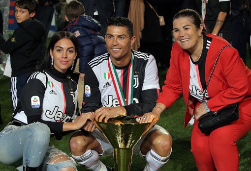 Georgina Rodríguez, Cristiano Ronaldo y Dolores Aveiro