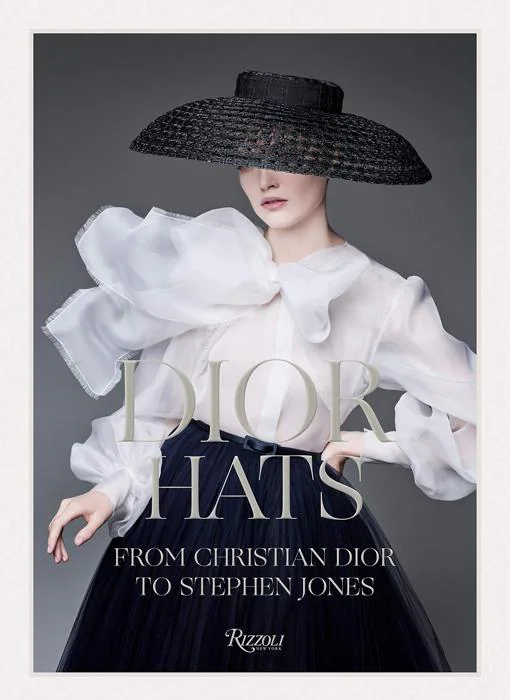 Portada del libro «Dior Hats»