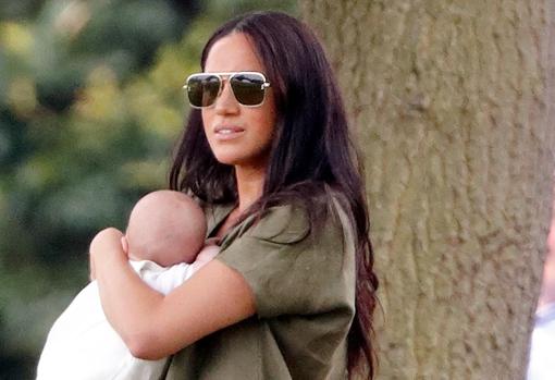 Meghan Markle con su hijo Archie