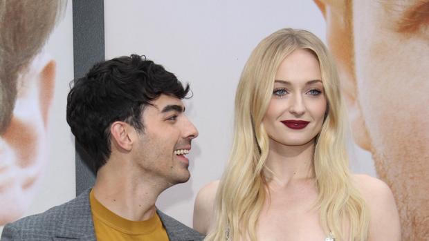 Sophie Turner y Joe Jonas han sido padres de una niña