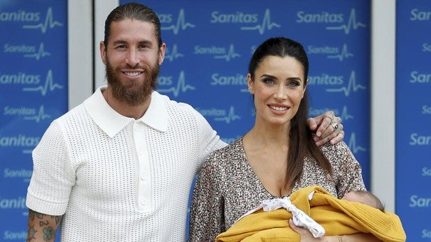 Los ojazos de Máximo Adriano, el cuarto hijo de Pilar Rubio y Sergio Ramos