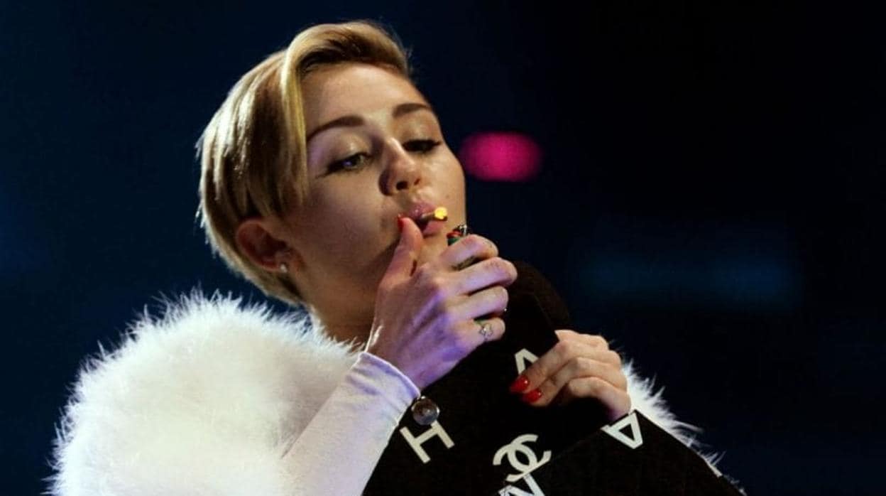 Miley Cyrus: «No quiero beber más»