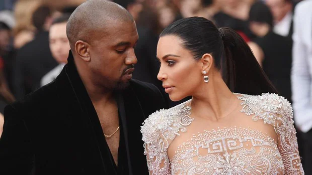 Kim Kardashian y Kanye West: «La pareja está feliz porque no viven juntos»
