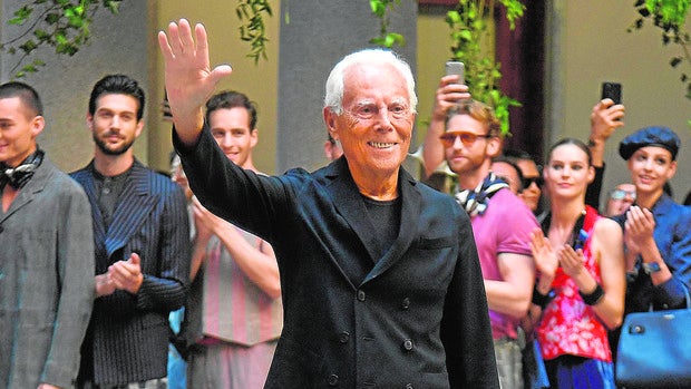 Armani, el maestro de la moda italiana repudia el despilfarro