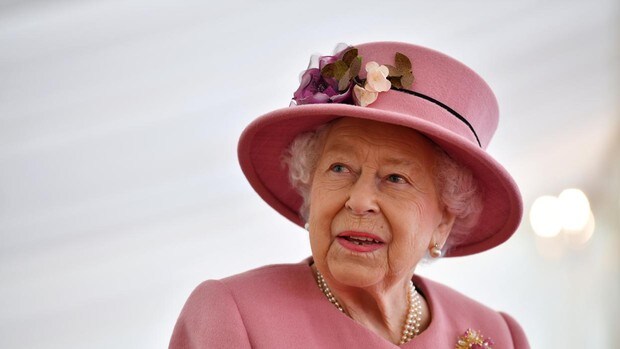 La aversión de Isabel II hacia Tony Blair bloquea la entrega de condecoraciones
