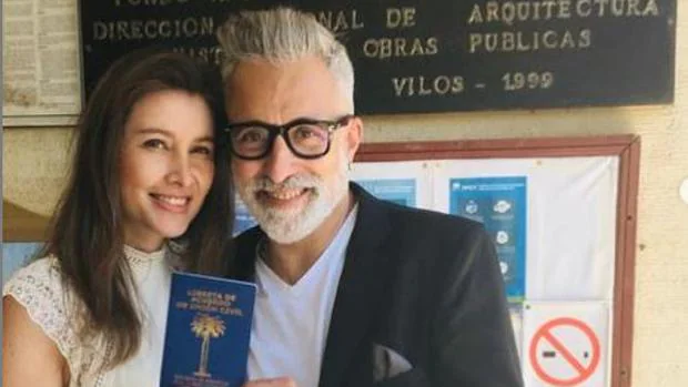 Sergi Arola se casa por sorpresa en Chile con Francisca Laree