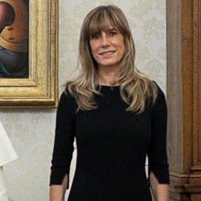 Begoña Gómez estrenó nuevo look en el Vaticano