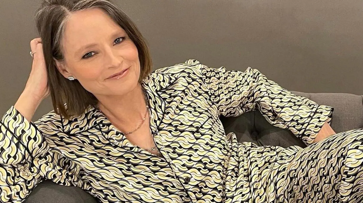 Jodie Foster con pijama de Prada