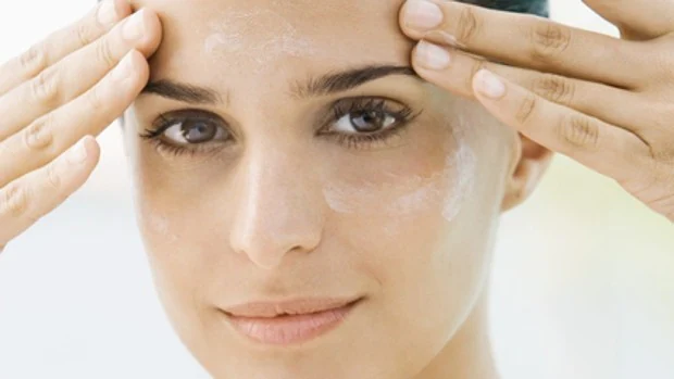 Los cinco pasos imprescindibles para cuidar la piel, según los dermatólogos