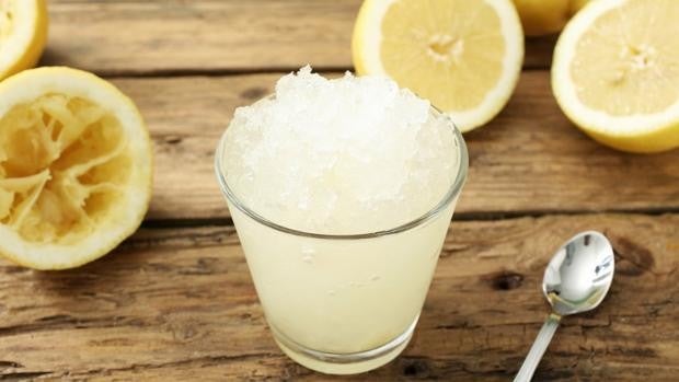 Refréscate con estas 10 recetas de sorbetes y granizados