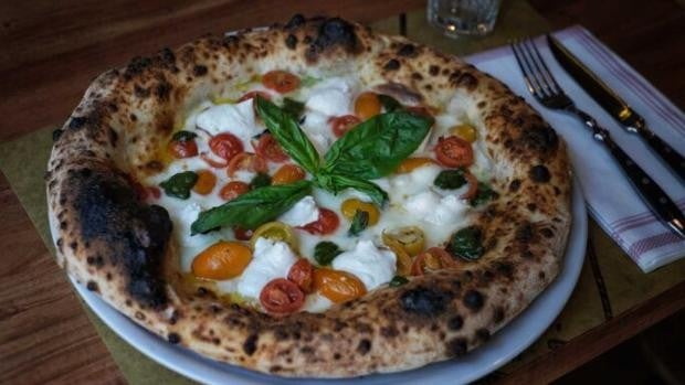 Apertura: Alimentari centro, un gemelo con su propia personalidad