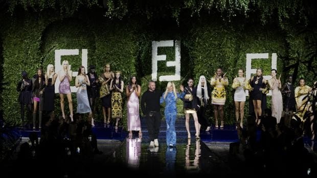 Fendi y Versace se fusionan haciendo historia en el mundo de la moda