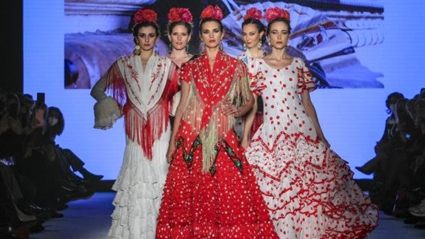 We Love Flamenco 2022: la sexta jornada llena la pasarela de color y personalidad