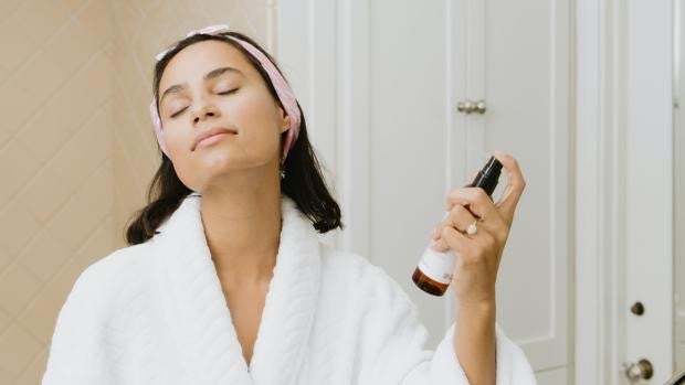 Los 10 pasos de la rutina facial coreana, su secreto para tener una piel perfecta