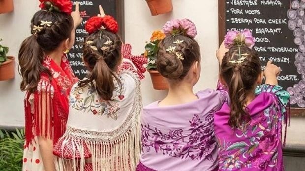 Feria de Abril de Sevilla 2022: marcas de trajes de flamenca para niñas que tienes que conocer