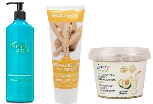 De izquierda a derecha: Leche hidratante autobronceadora Everyday Gradual de Bondi Sands (17,49 €); Redumodel Skin Tonic Piernas Bellas y Ligeras (7,95 €); Cera depilatoria en perlas para el microondas Aguacate de Daen (5,50 €).