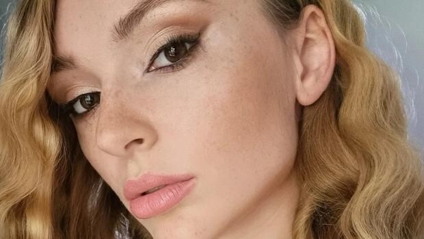 Cómo hacer tus ojos rasgados con maquillaje: los trucos (y tutoriales) con los que aprenderás
