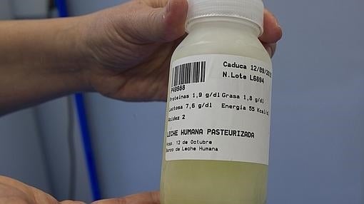 En la etiqueta se precisan todos los datos de la donante y la leche