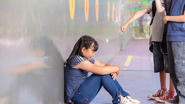 «Si sufres acoso escolar, es vital pedir ayuda desde el principio»
