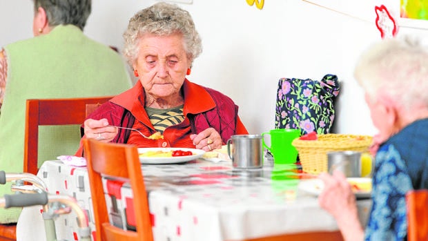 El 60% de los mayores que viven en residencias padecen desnutrición