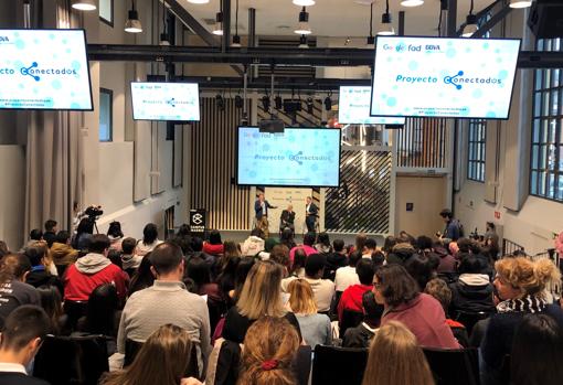 Centenar de jóvenes y adolescentes han estado presentes en el acto