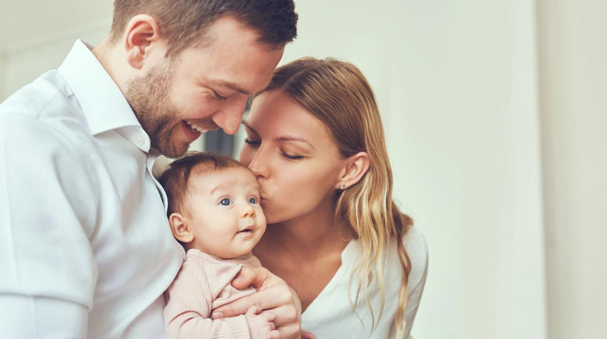 El 46% de los bebés españoles nacen de parejas no casadas