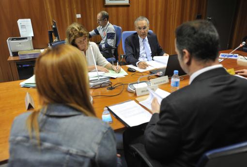 El juez de Familia, José Luis Utrera, durante un juicio