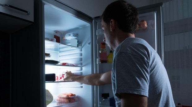 Cómo aliviar la ansiedad por comer a todas horas